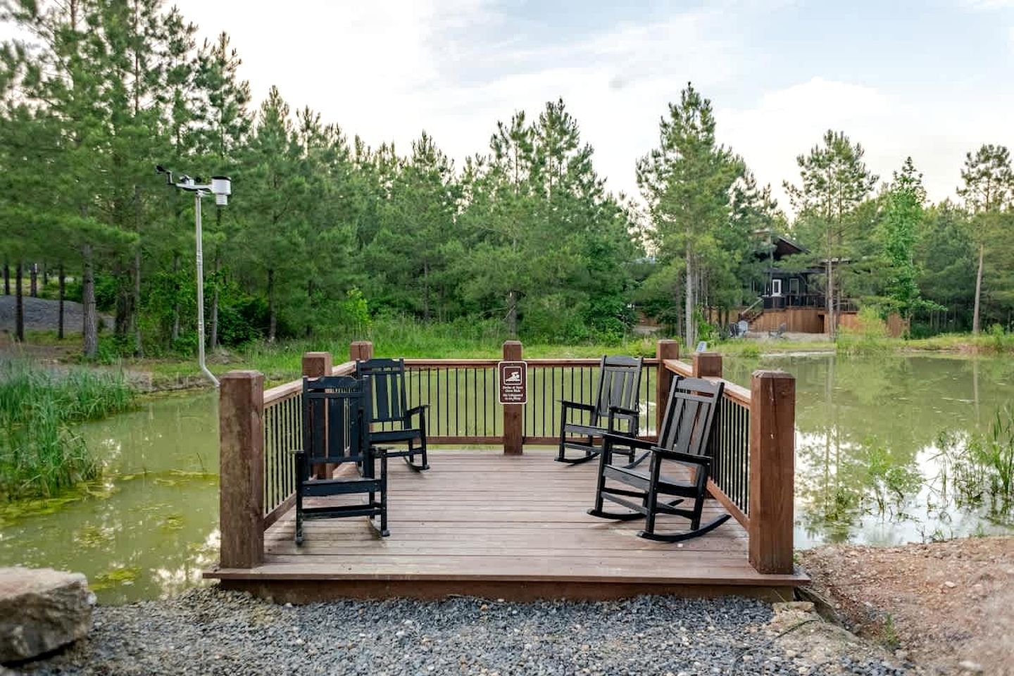 Electrifying Family Cabin with Mini Golf, Arcades & EV Charger Near Beavers Bend State Park | Broken Bow, Oklahoma