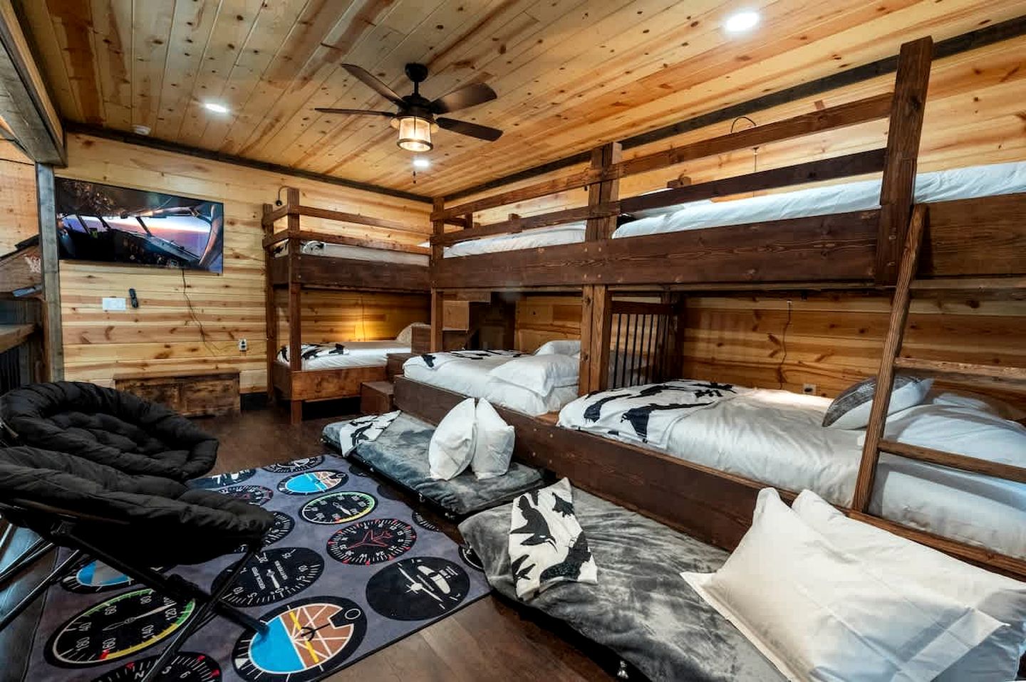 Luxury Aviation-Themed Mountain Cabin Near Broken Bow Lake | Broken Bow, Oklahoma