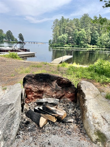 Vacation Rentals (United States of America, Sebago, Maine)