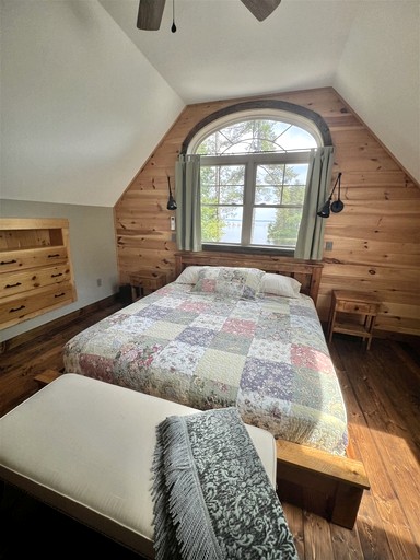 Vacation Rentals (United States of America, Sebago, Maine)