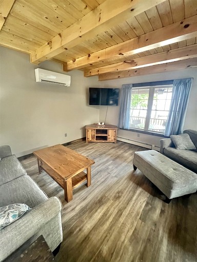 Vacation Rentals (United States of America, Sebago, Maine)