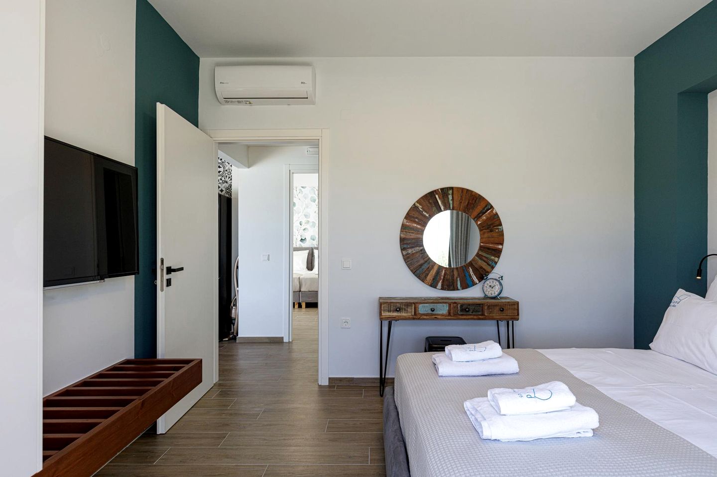 Enchanting Accessible Villa with Private Pool and Sea Views near Rethymno, Crete
