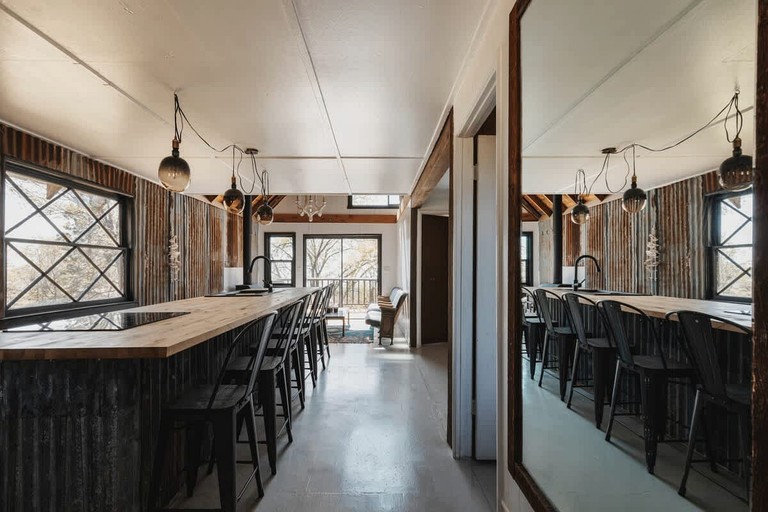 Cabins (United States of America, Dunlap, California)