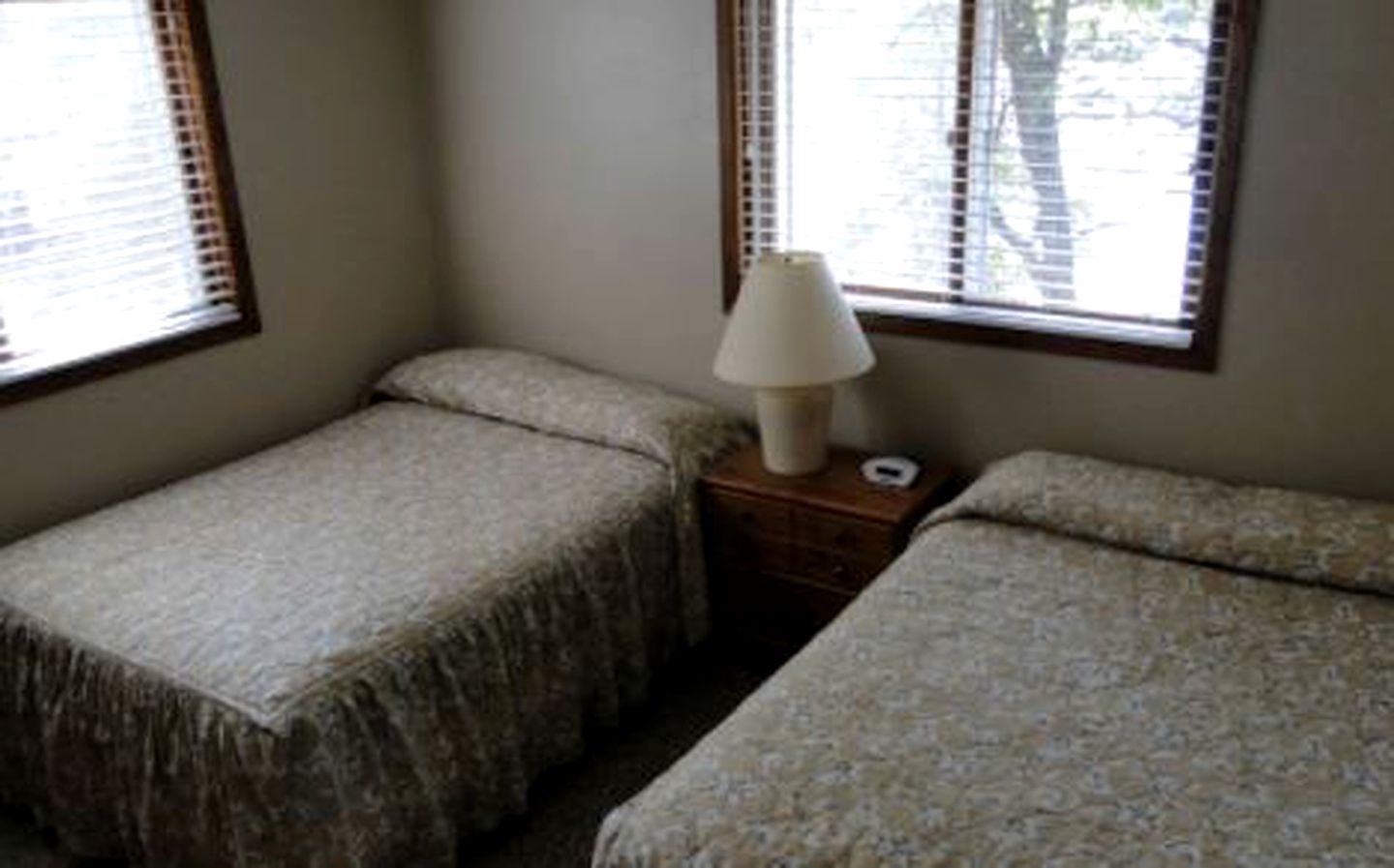 Family-Friendly Cottage Rental with Excellent Lake Views near Wautoma, Central Wisconsin