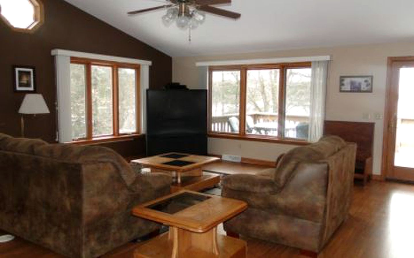 Cottages (Wild Rose, Wisconsin, United States)