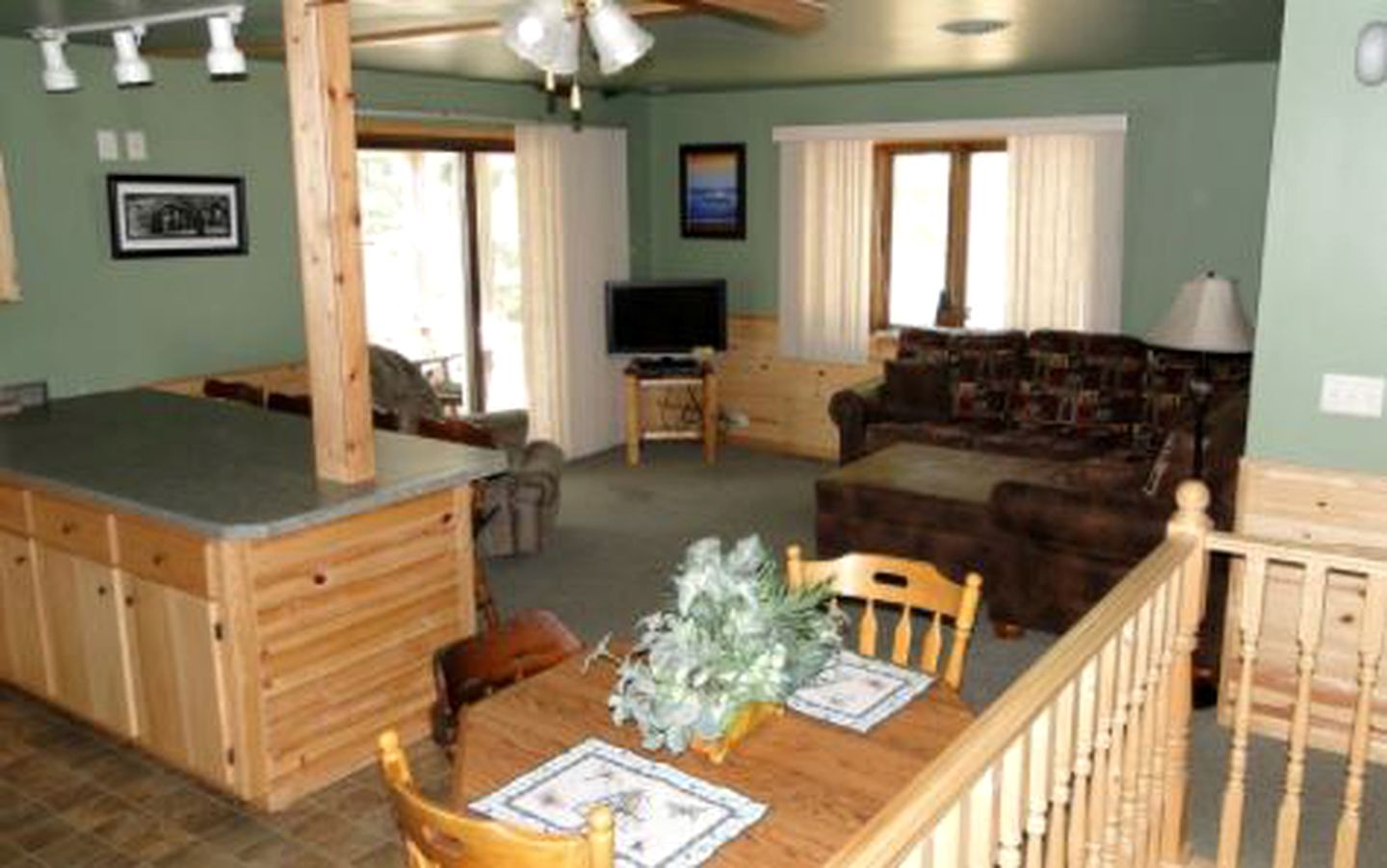 Charming Cottage Getaway with Excellent Lake Views near Mount Morris, Wisconsin