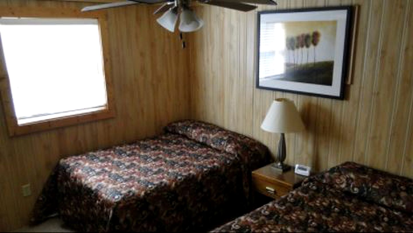 Rustic Cottage Rental Ideal for a Family Getaway near Wild Rose in Central Wisconsin