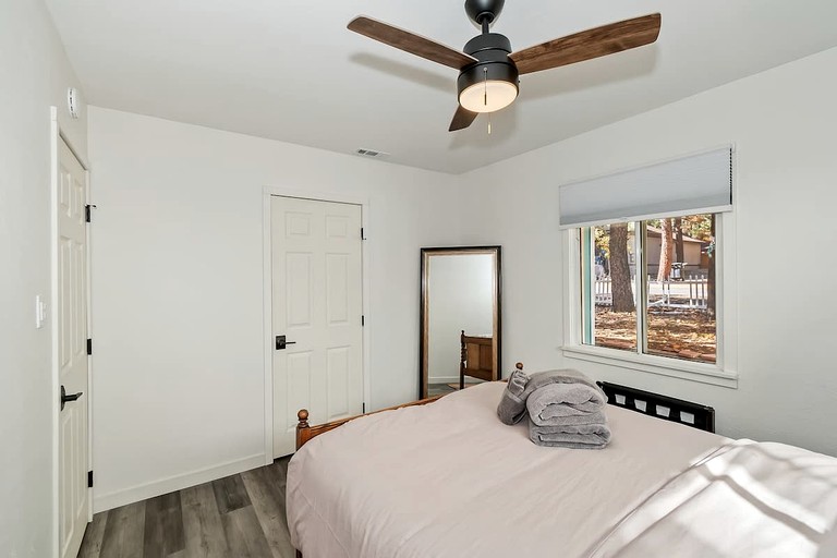 Cabins (United States of America, Big Bear, California)