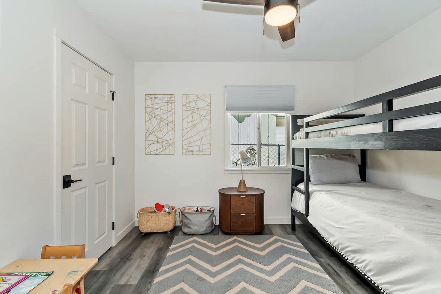 Peaceful Mountain Cabin with Hot Tub Retreat Near Big Bear Lake, California