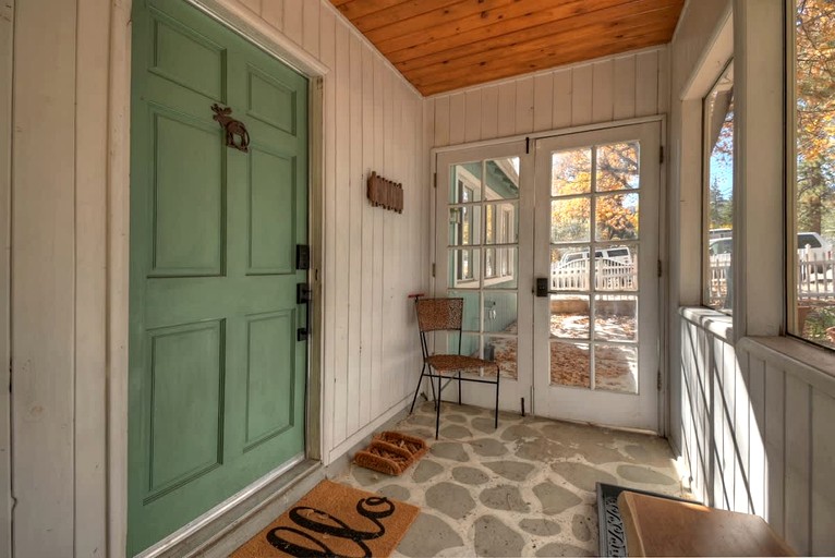 Cabins (United States of America, Big Bear, California)