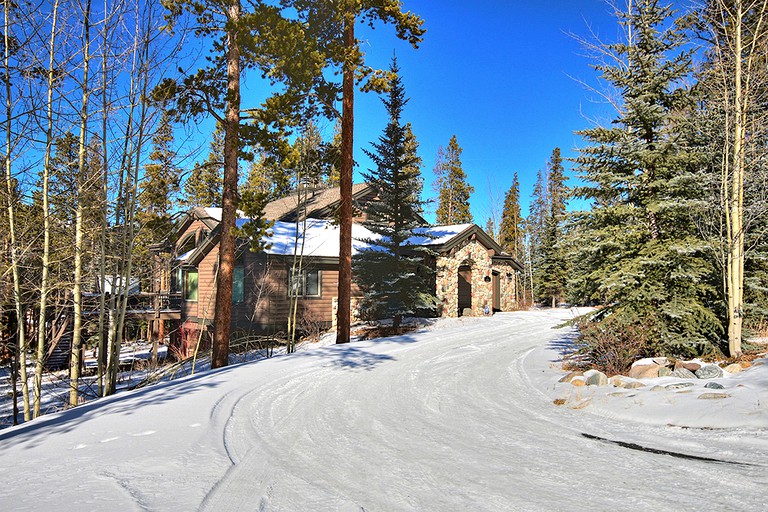 Cabins (Breckenridge, Colorado, United States)