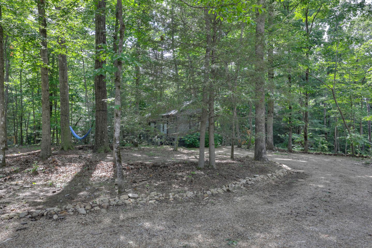 Fantastic Cabin with Fire Pit in Monteagle, Tennessee