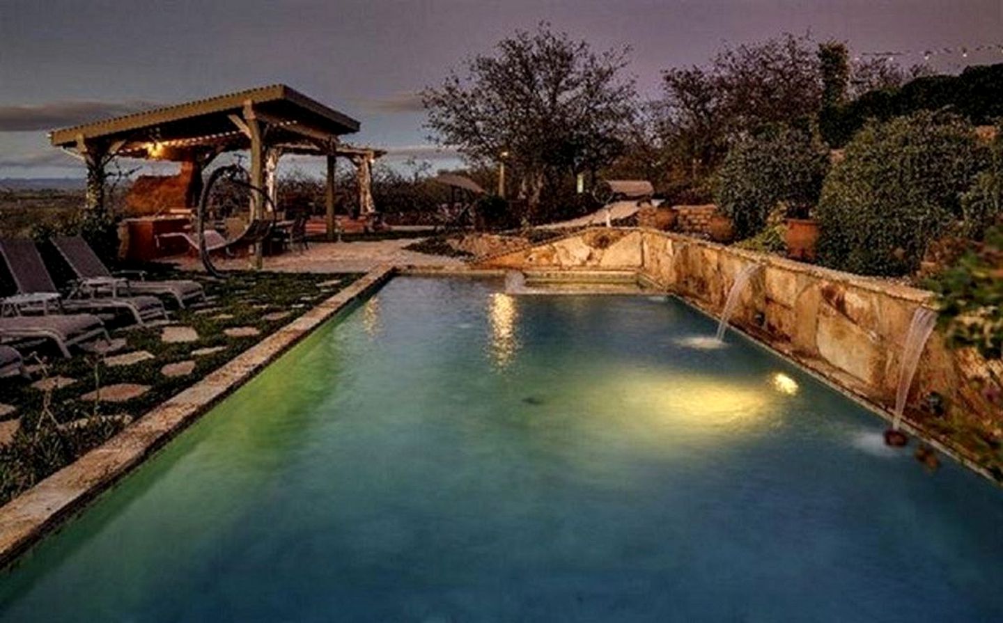 Exceptional 16-Person Vacation Villa Rental for Groups near Paso Robles, California