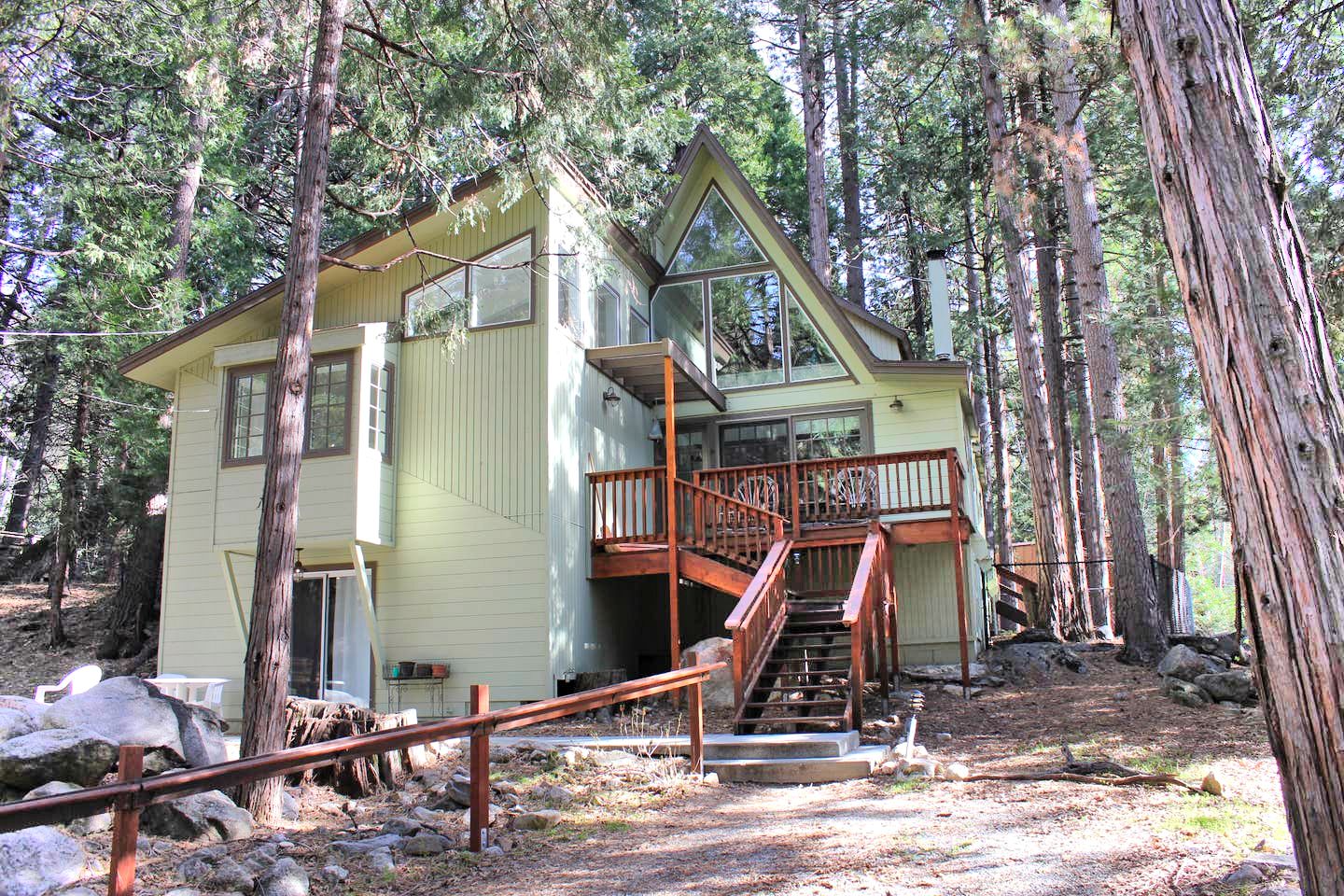 Exceptional A-Frame Cabin Getaway with a Grand Fireplace in Idyllwild, California