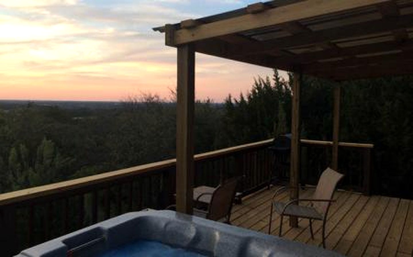 Exceptional Cabin near Lake Granbury Perfect for Discovering Texas Wildlife