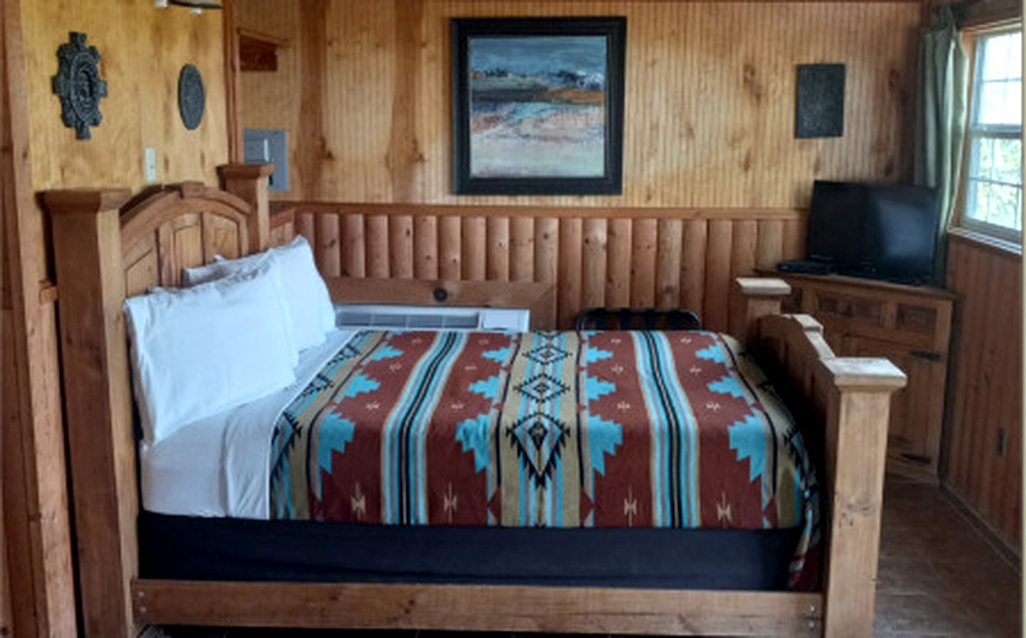 Exceptional Cabin near Lake Granbury Perfect for Discovering Texas Wildlife