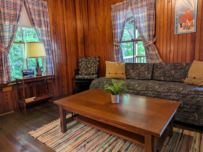 Cabins (United States of America, Raquette Lake, New York)