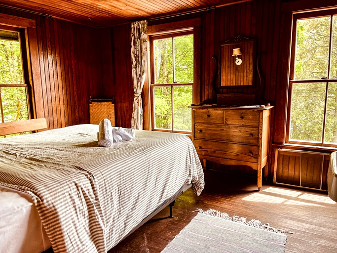 Cabins (United States of America, Raquette Lake, New York)