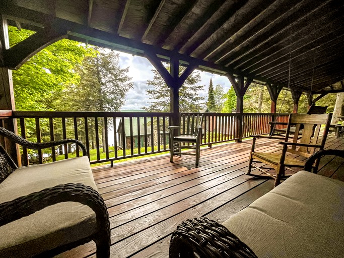 Cabins (United States of America, Raquette Lake, New York)