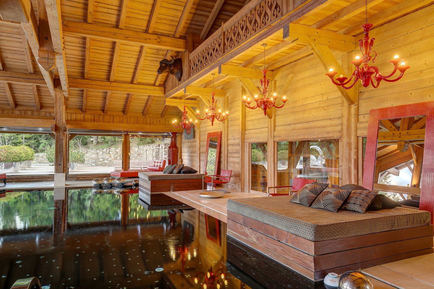 Prestigious Luxury Chalet with Private Helipad near Mont d’Arbois in Megève, France