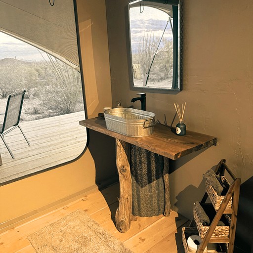 Tented Cabins (United States of America, Pima County, Arizona)