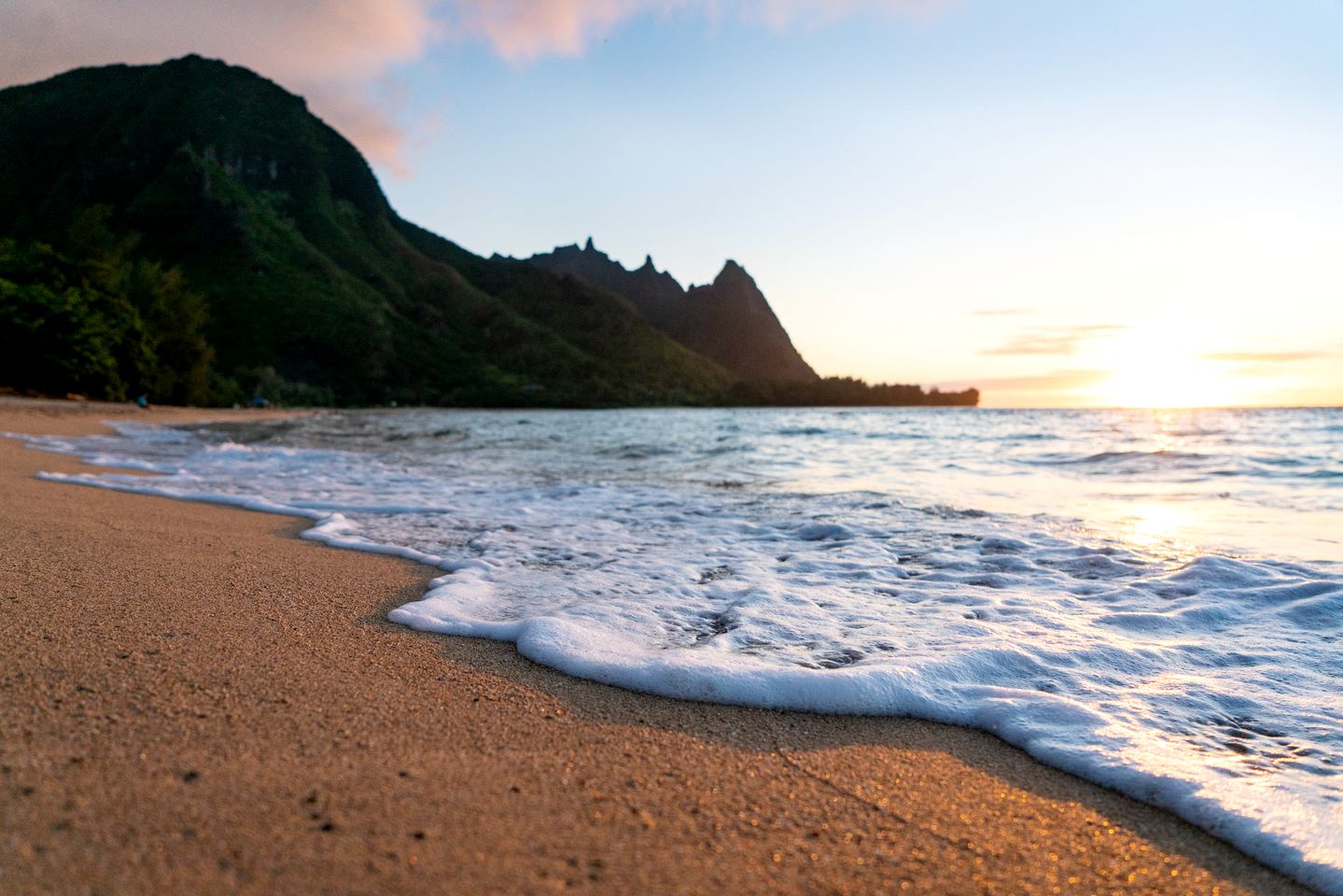 Exclusive Vacation Rental for Large Groups on the Shores of Anini Beach on the Island of Kauai in Hawaii