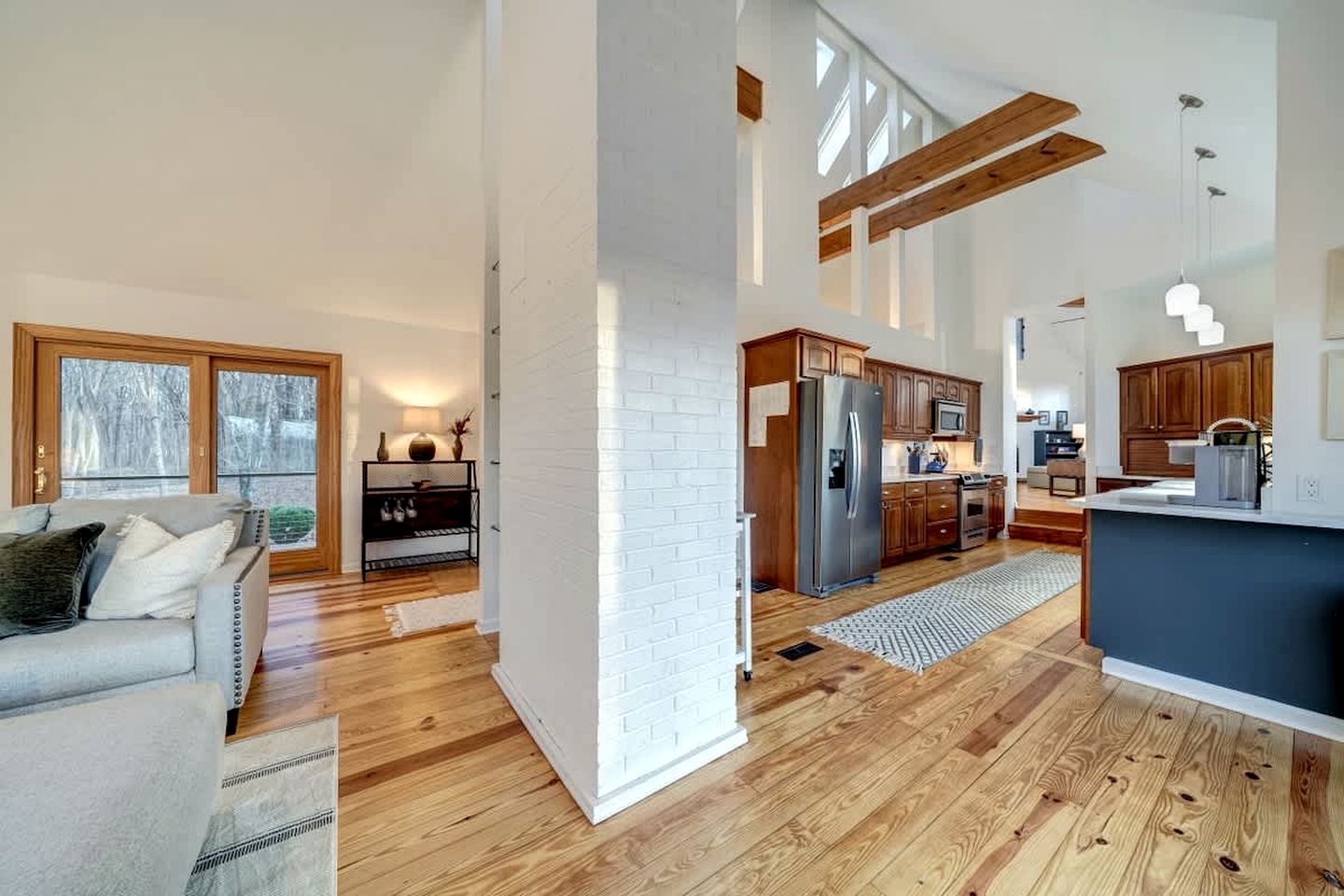Gorgeous Cabin with Magnificent Views of the Potomac River in Shepherdstown, West Virginia