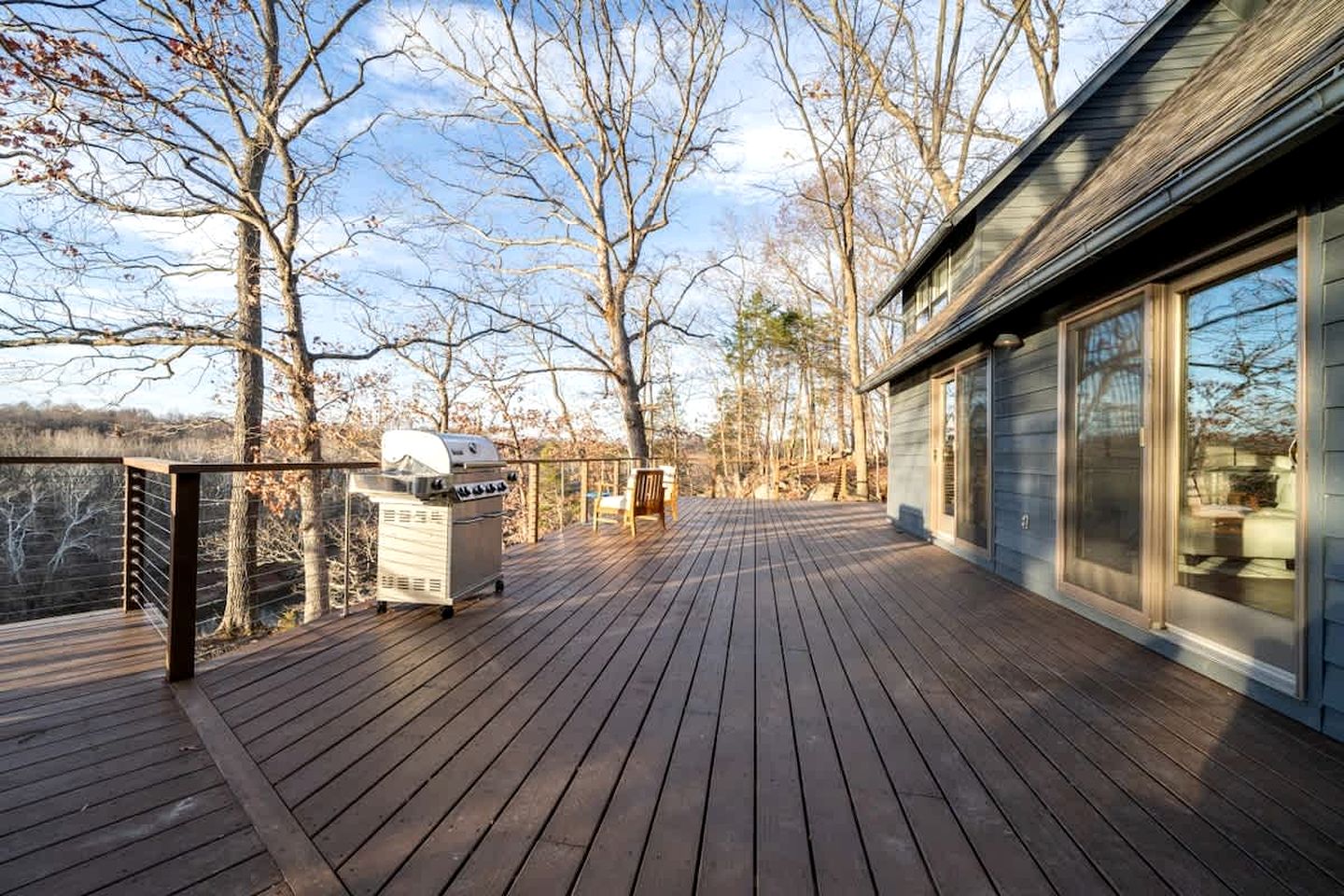 Gorgeous Cabin with Magnificent Views of the Potomac River in Shepherdstown, West Virginia