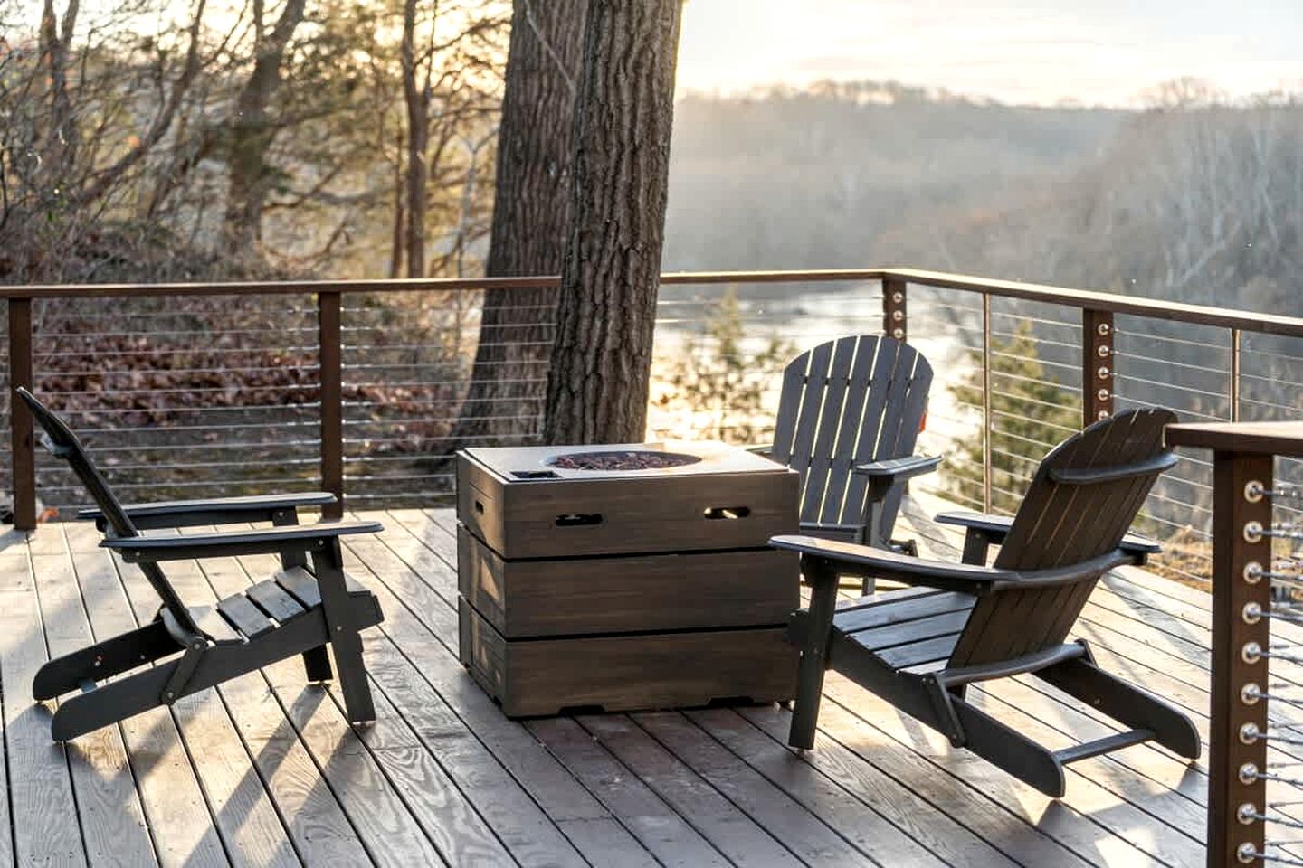 Gorgeous Cabin with Magnificent Views of the Potomac River in Shepherdstown, West Virginia