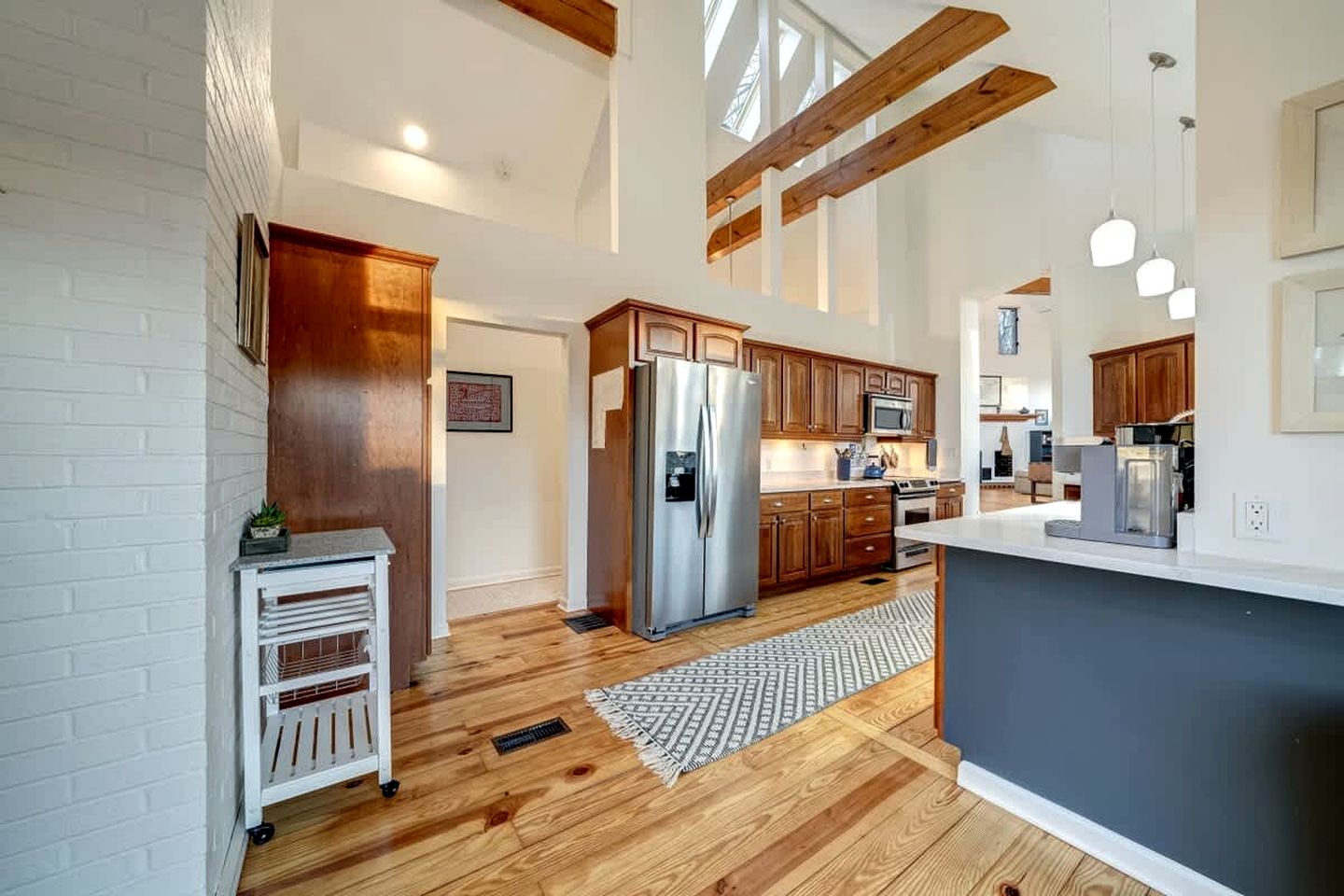 Gorgeous Cabin with Magnificent Views of the Potomac River in Shepherdstown, West Virginia