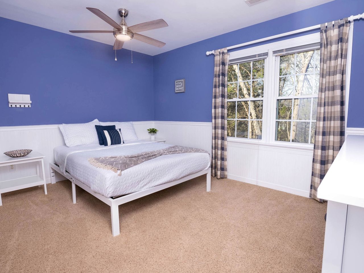 Disconnect at this Cottage with Great Surroundings in Charlotte, North Carolina