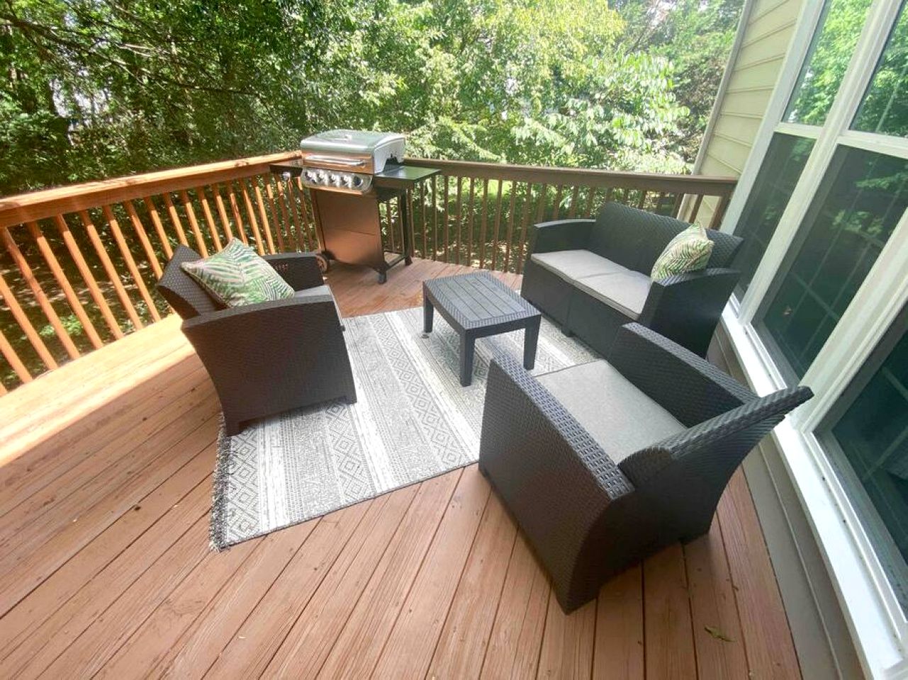 Disconnect at this Cottage with Great Surroundings in Charlotte, North Carolina