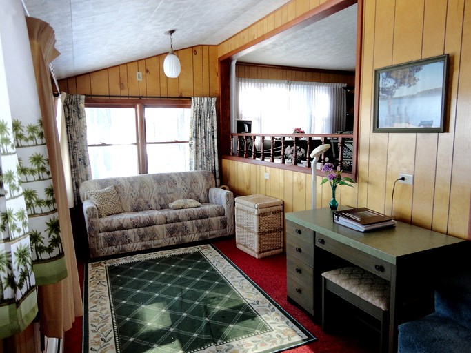 Cabins (Eagle River, Wisconsin, United States)