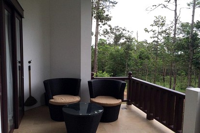 Exotic Balinese-Themed Bungalow Rentals in Cambodia - Photo 3