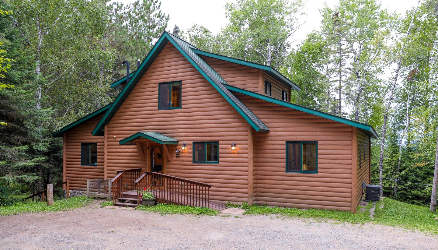 Cabins (United States of America, Babbitt, Minnesota)