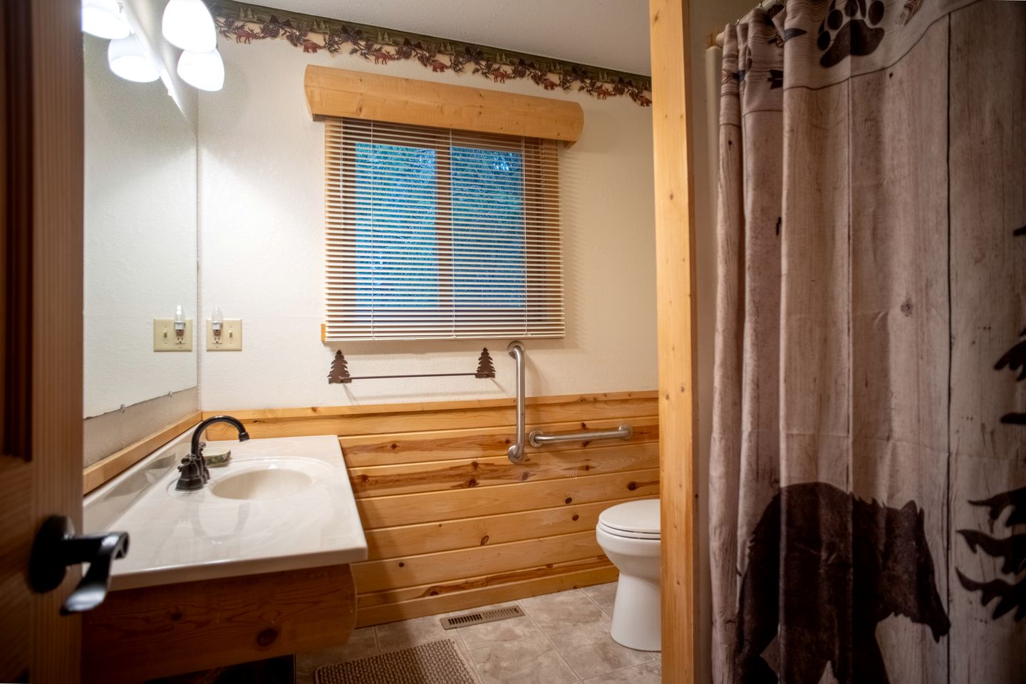 Expansive Birch Lake Cabin with Large Great Room & Outdoor Fun Near Babbitt, Minnesota