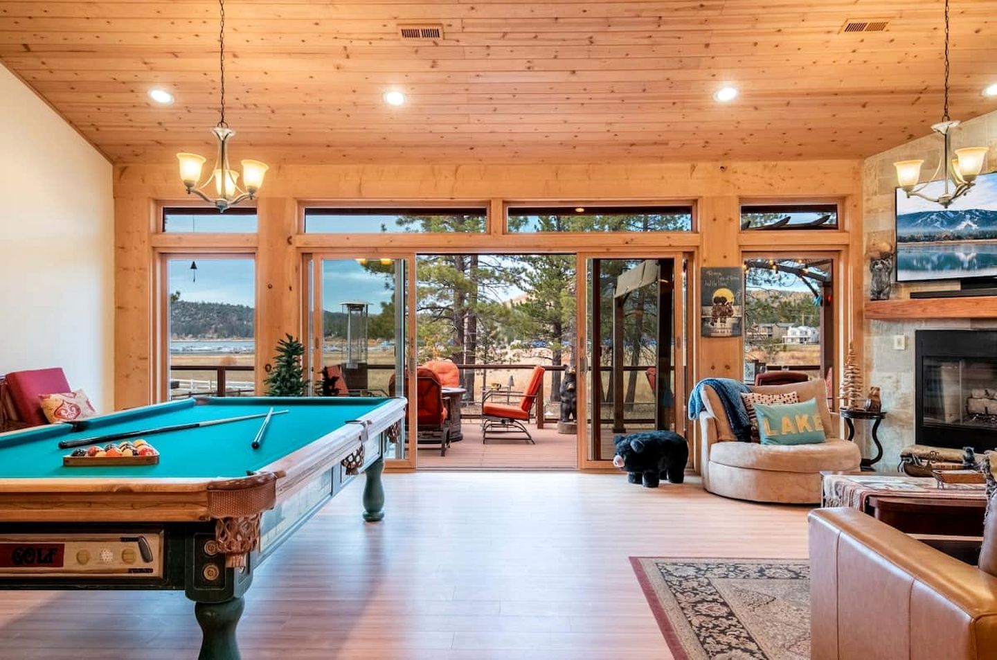 Experience Bliss: Big Bear Lake Rental with Exclusive Hot Tub