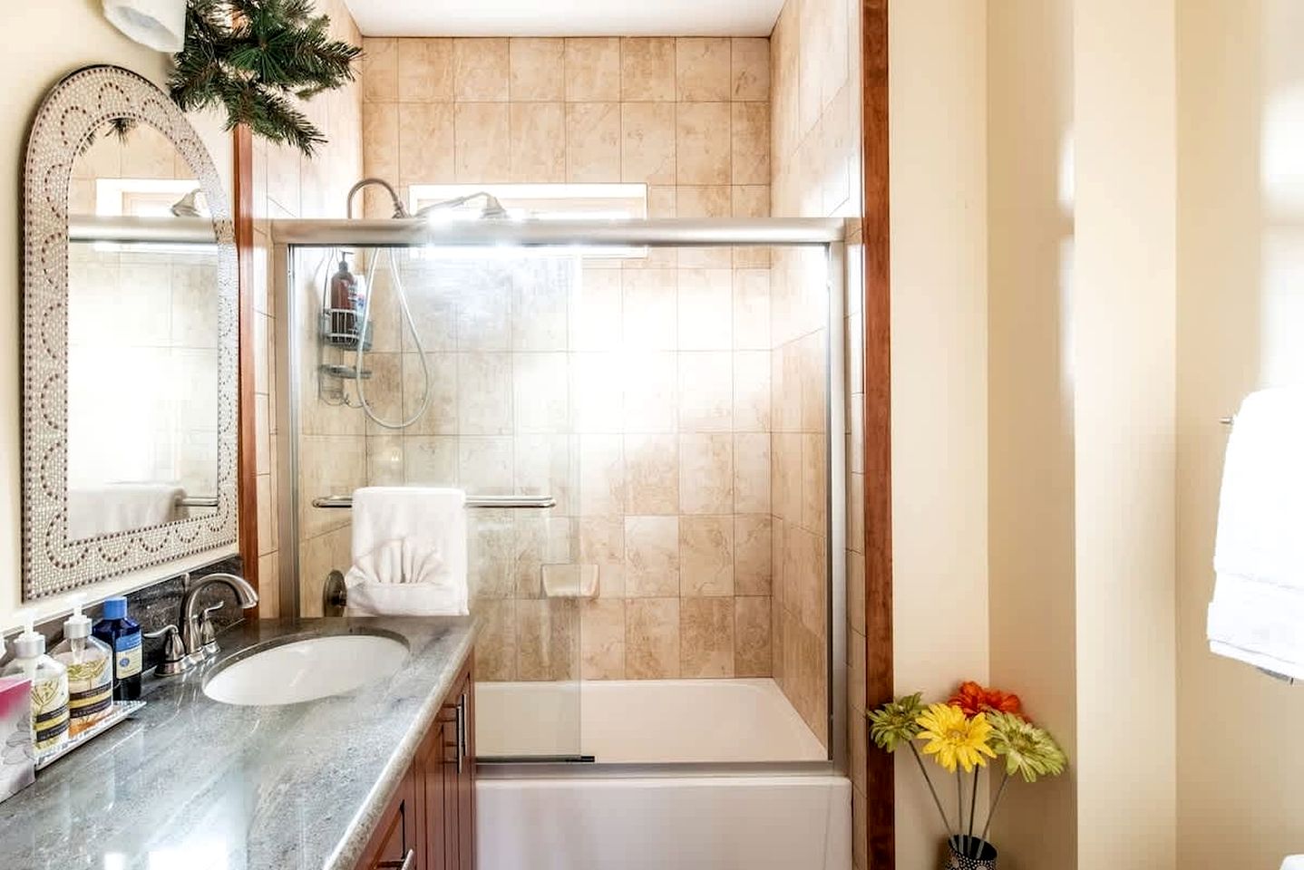 Experience Bliss: Big Bear Lake Rental with Exclusive Hot Tub