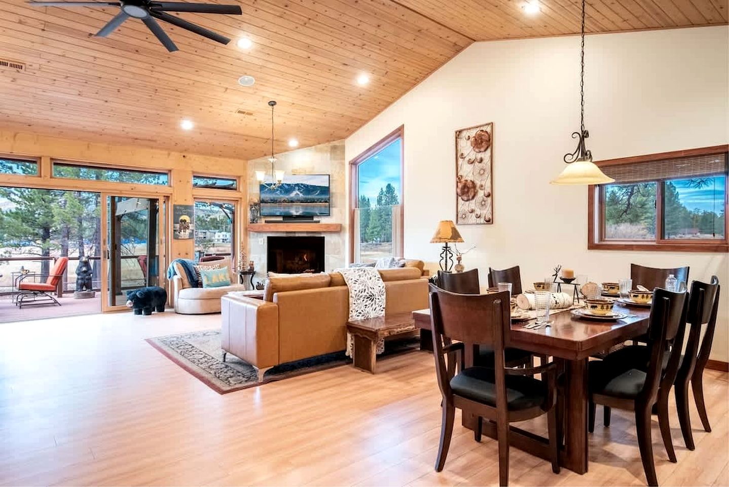 Experience Bliss: Big Bear Lake Rental with Exclusive Hot Tub