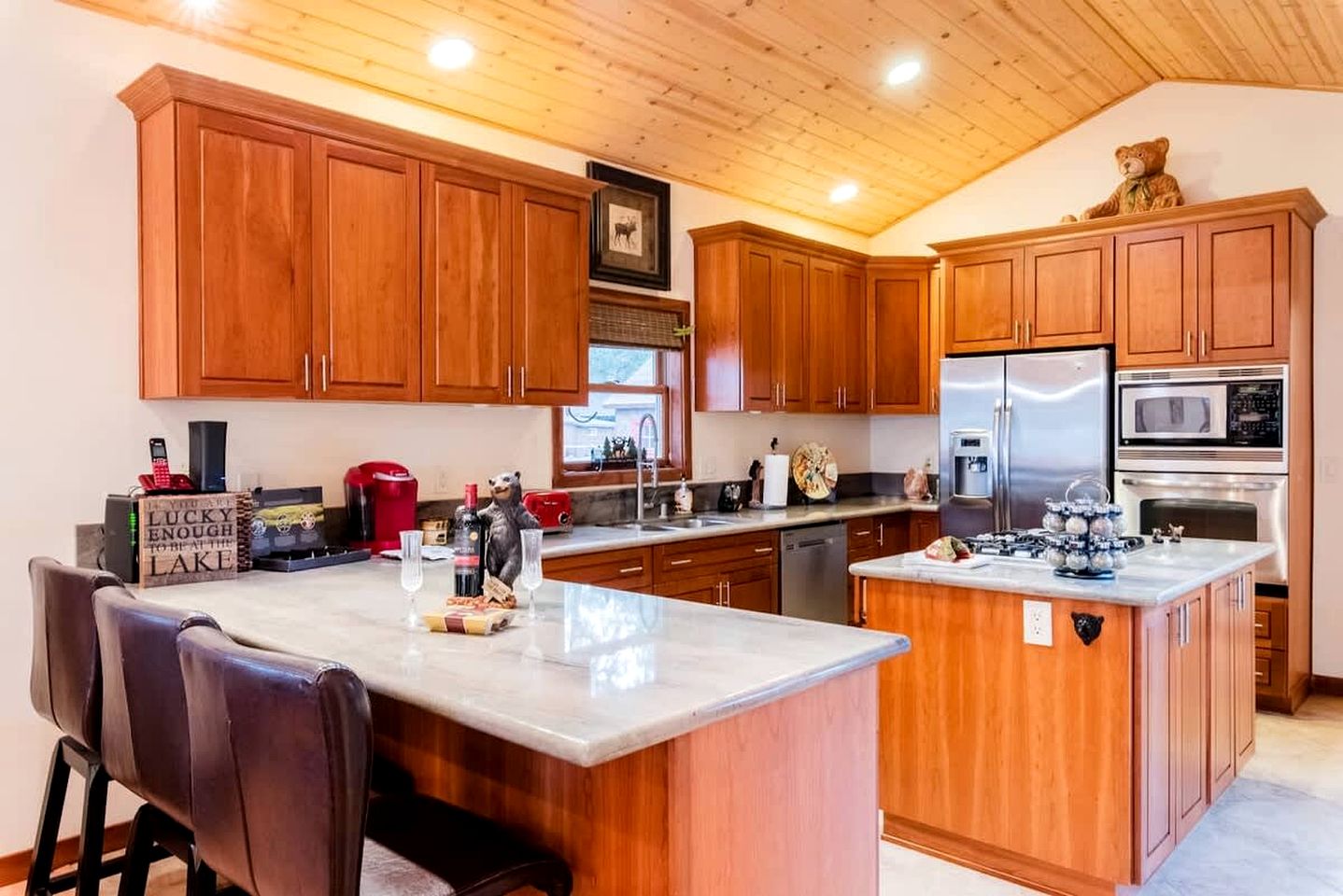 Experience Bliss: Big Bear Lake Rental with Exclusive Hot Tub