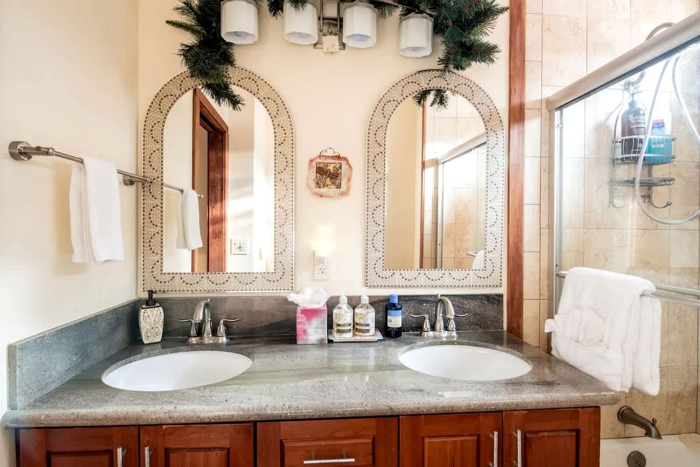 Experience Bliss: Big Bear Lake Rental with Exclusive Hot Tub