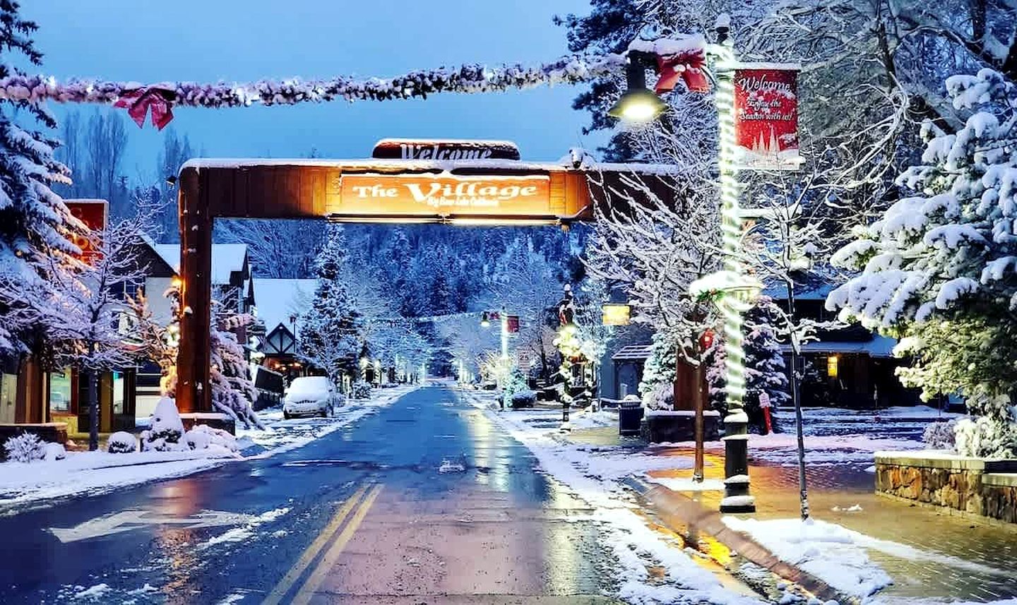 Experience Bliss: Big Bear Lake Rental with Exclusive Hot Tub