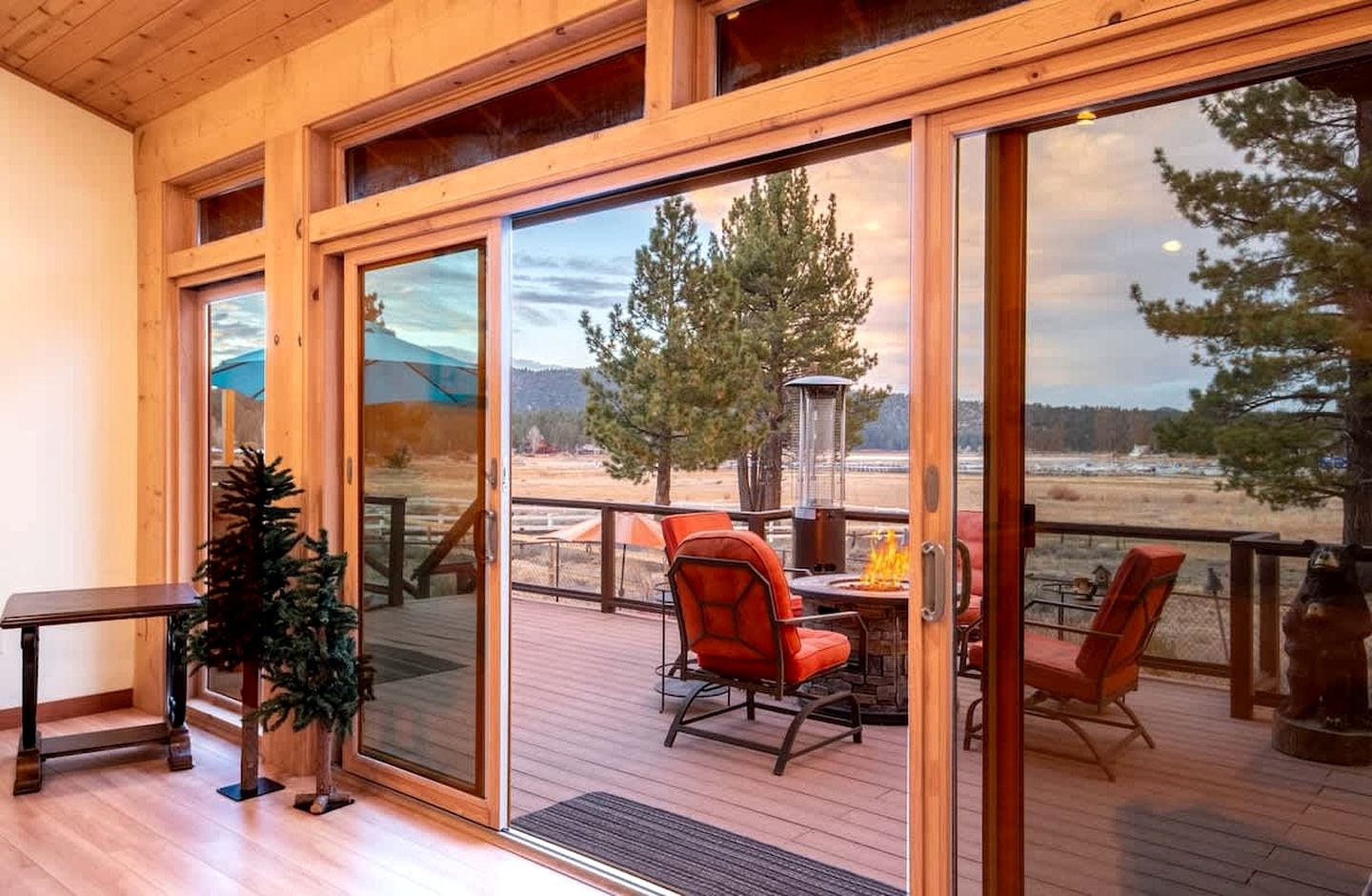 Experience Bliss: Big Bear Lake Rental with Exclusive Hot Tub