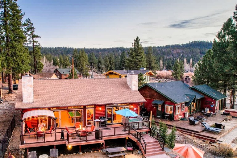 Cabins (United States of America, Big Bear Lake, California)