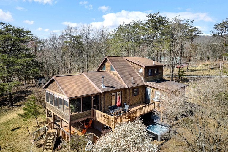 Vacation Rentals (United States of America, Great Cacapon, West Virginia)