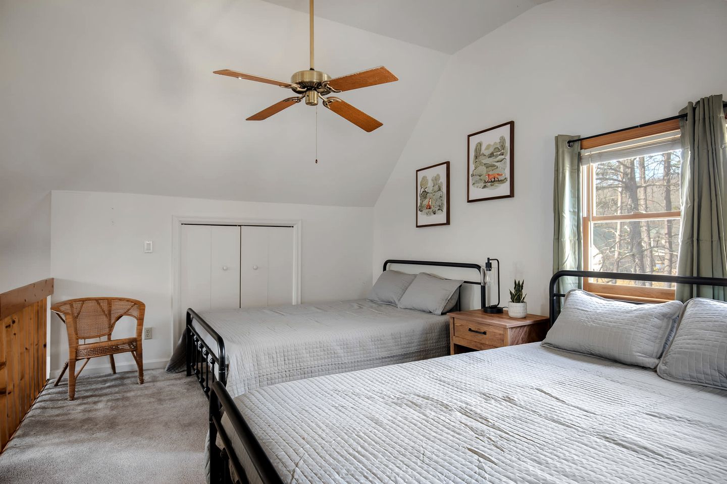 Extraordinary Group Retreat with Hot Tub, Fire Pit, Wraparound Deck in Great Cacapon, WV