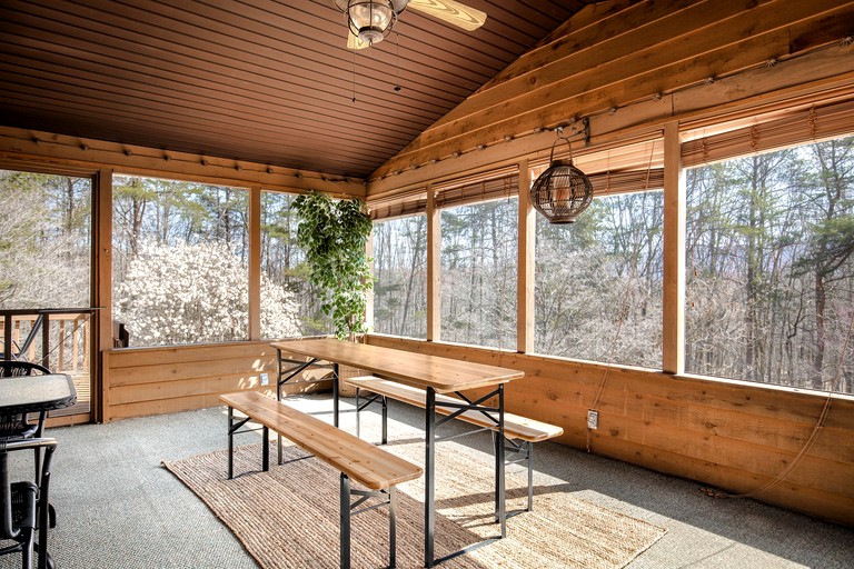 Vacation Rentals (United States of America, Great Cacapon, West Virginia)