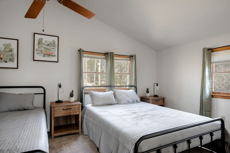 Vacation Rentals (United States of America, Great Cacapon, West Virginia)