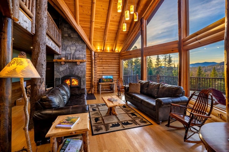 Log Cabins (United States of America, Lake Placid, New York)
