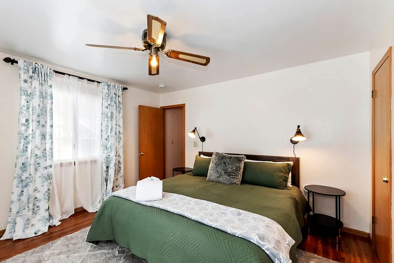 Cabins (United States of America, Big Bear Lake, California)